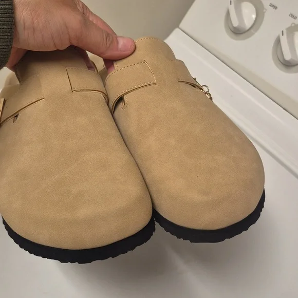 Olivia & Kate Clogs (91/2) Nwt - Picture 6 of 9